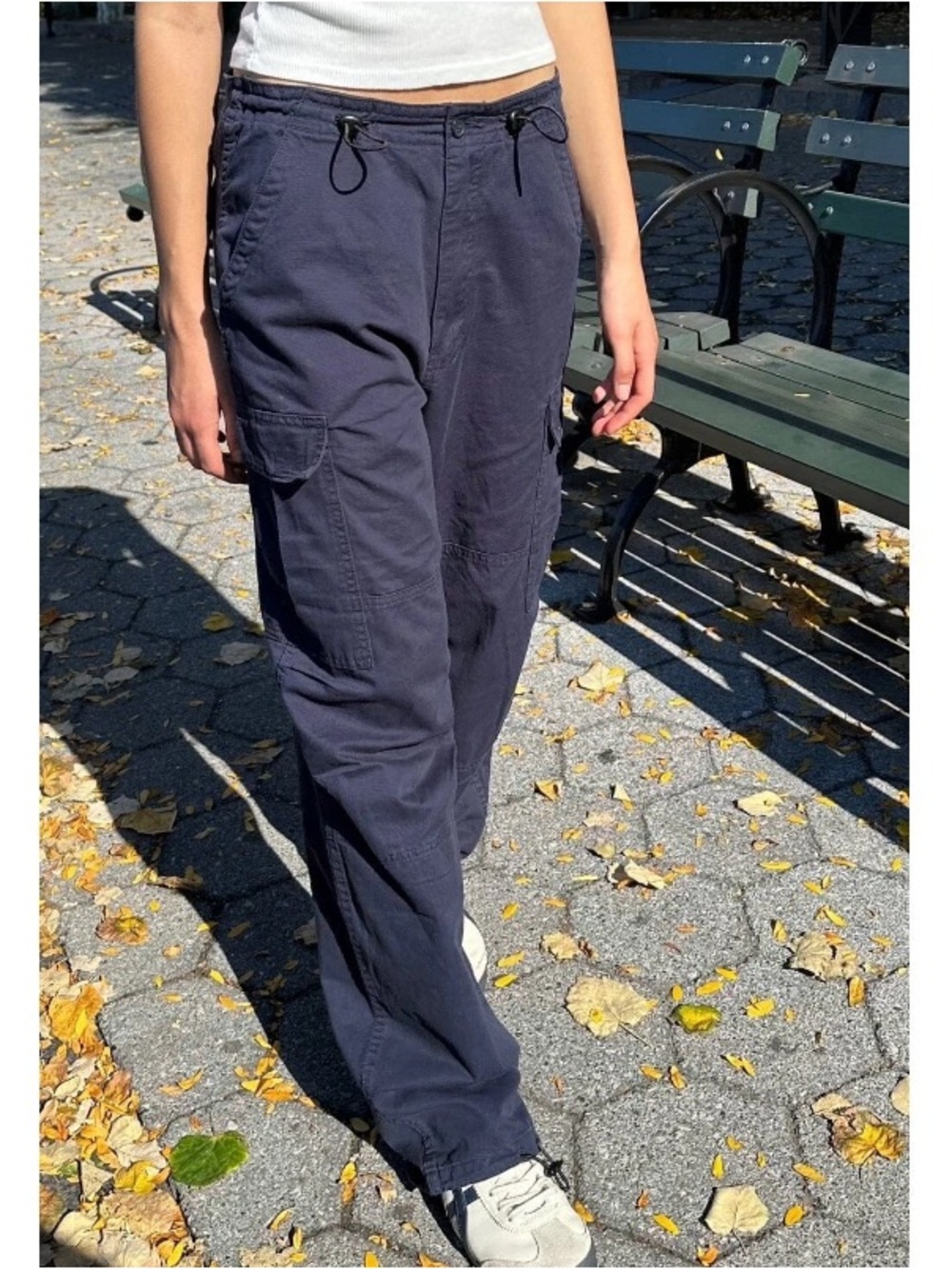 Brandy Melville Straight Leg Cargo Pant in Navy Blue Women Medium School Fall